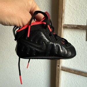 Nike Lil Posite Pro CB 'Yeezy' in Black & Crimson Red Baby Walkers sz: 3